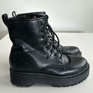 Steve Madden BETTYY BOOT
